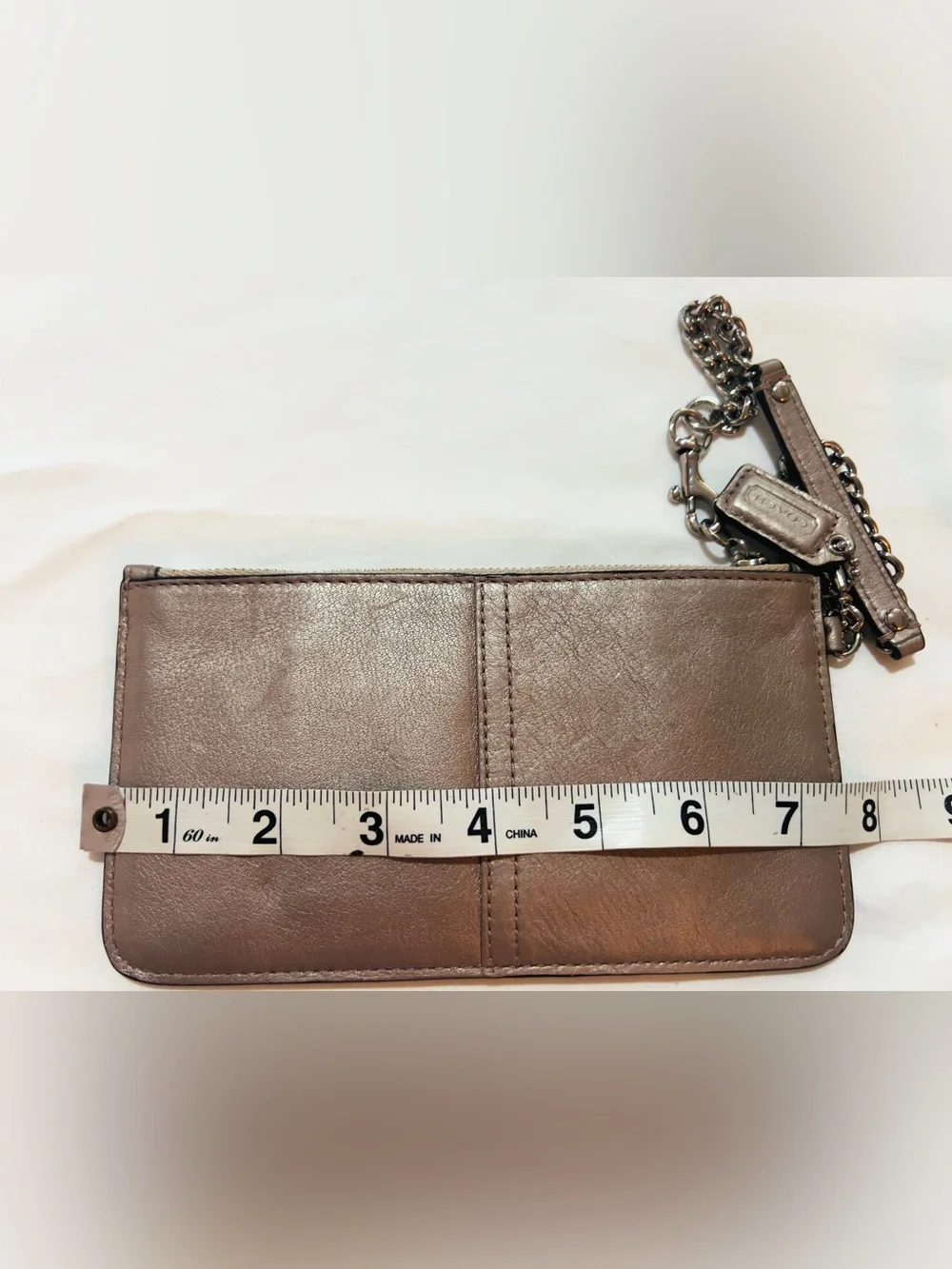💚Coach Gunmetal Metallic Leather Wristlet with Chain Strap Y2K wristlet clutch 🩷